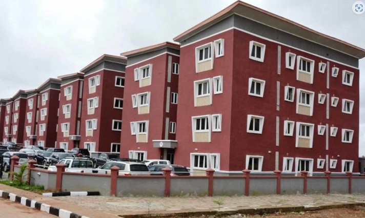 uh-real-estate-investment-climbs-27-month-to-date-in-the-nigerian-stock-market-surpasses-n55-2, 4542337,